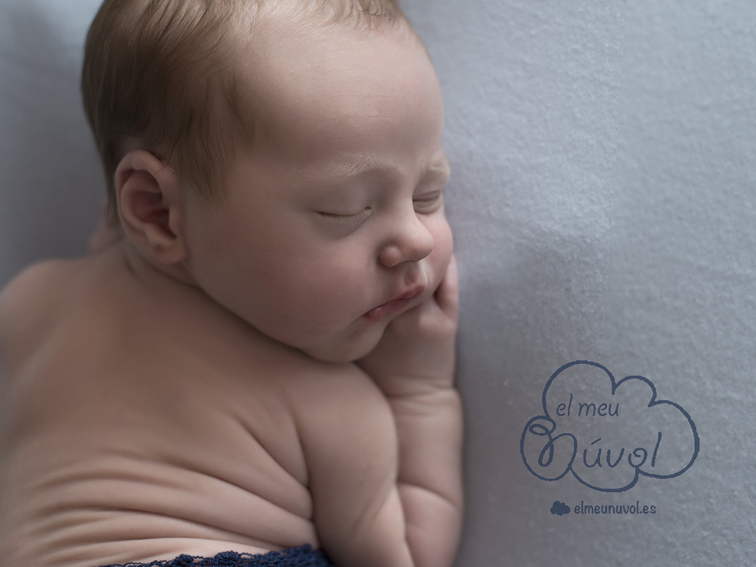 FOTOGRAFO_NEWBORN_IGUALADA_BARCELONA_FOTOS_RECIEN_NACIDO_EL_MEU_NUVOL_FOTOGRAFIA_EMBARAZO_FAMILIA_NOUNAT_NADO_BEBE_00006
