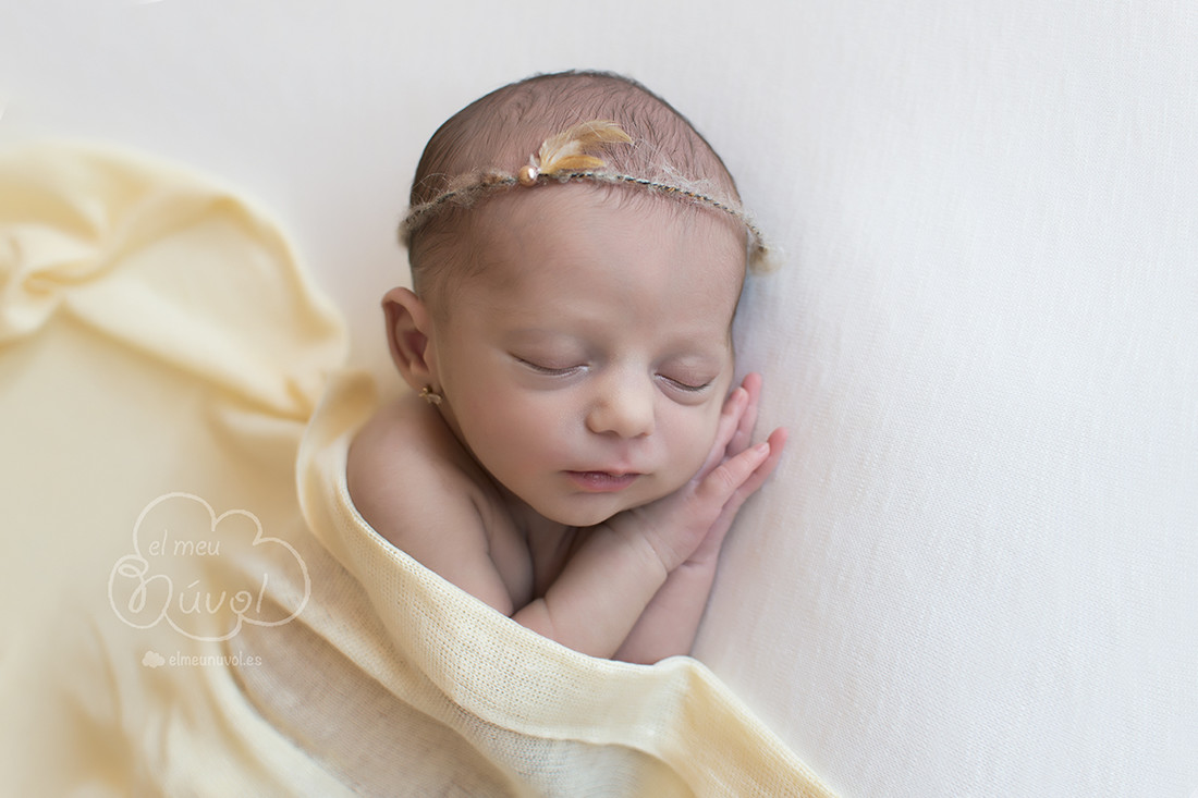 fotografía de recién nacido en igualada barcelona el meu núvol fotógrafo infantil newborn familiar bebés00005